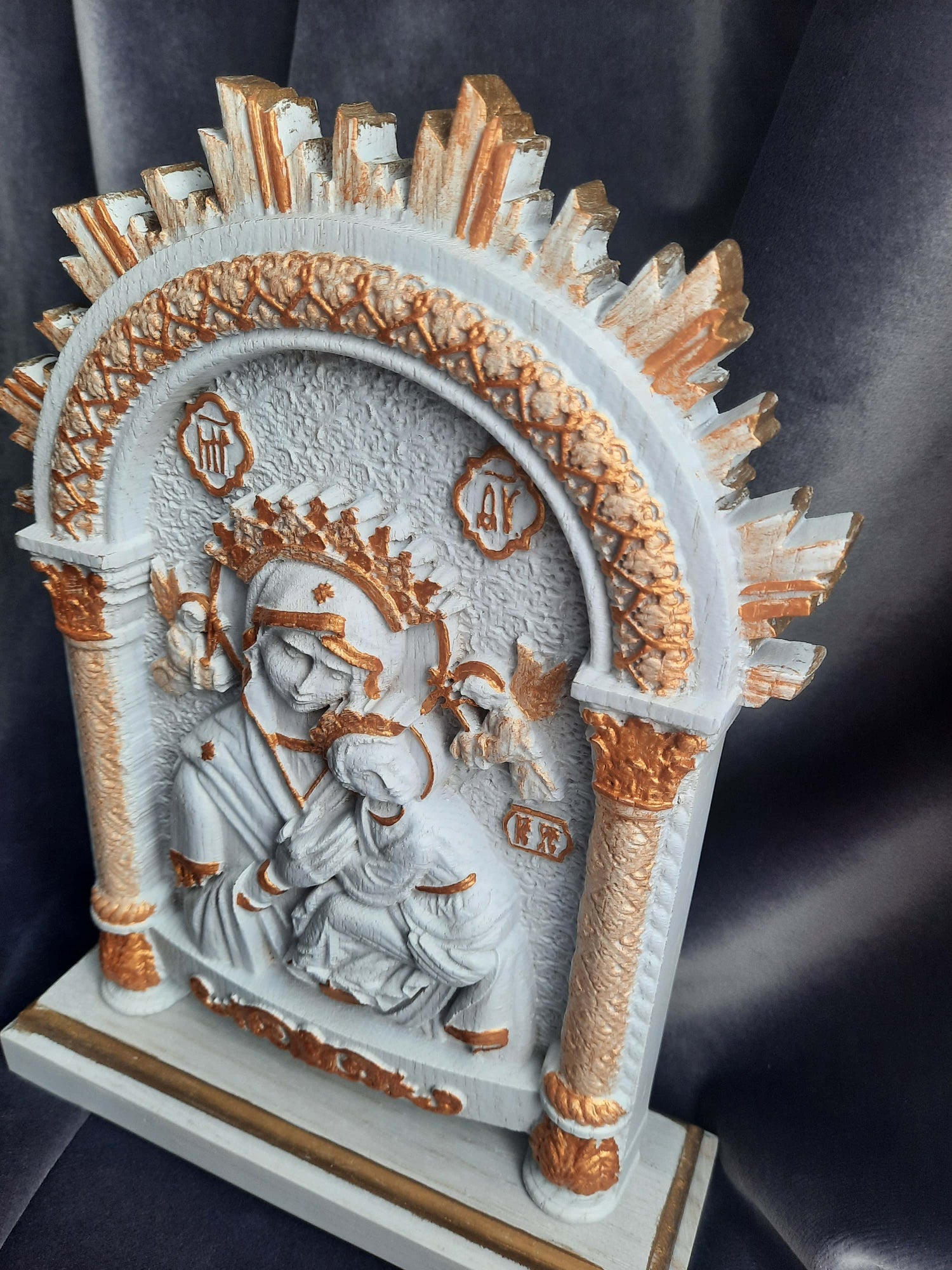 Our Lady of Perpetual Help on the stand - Kozak Work Shop