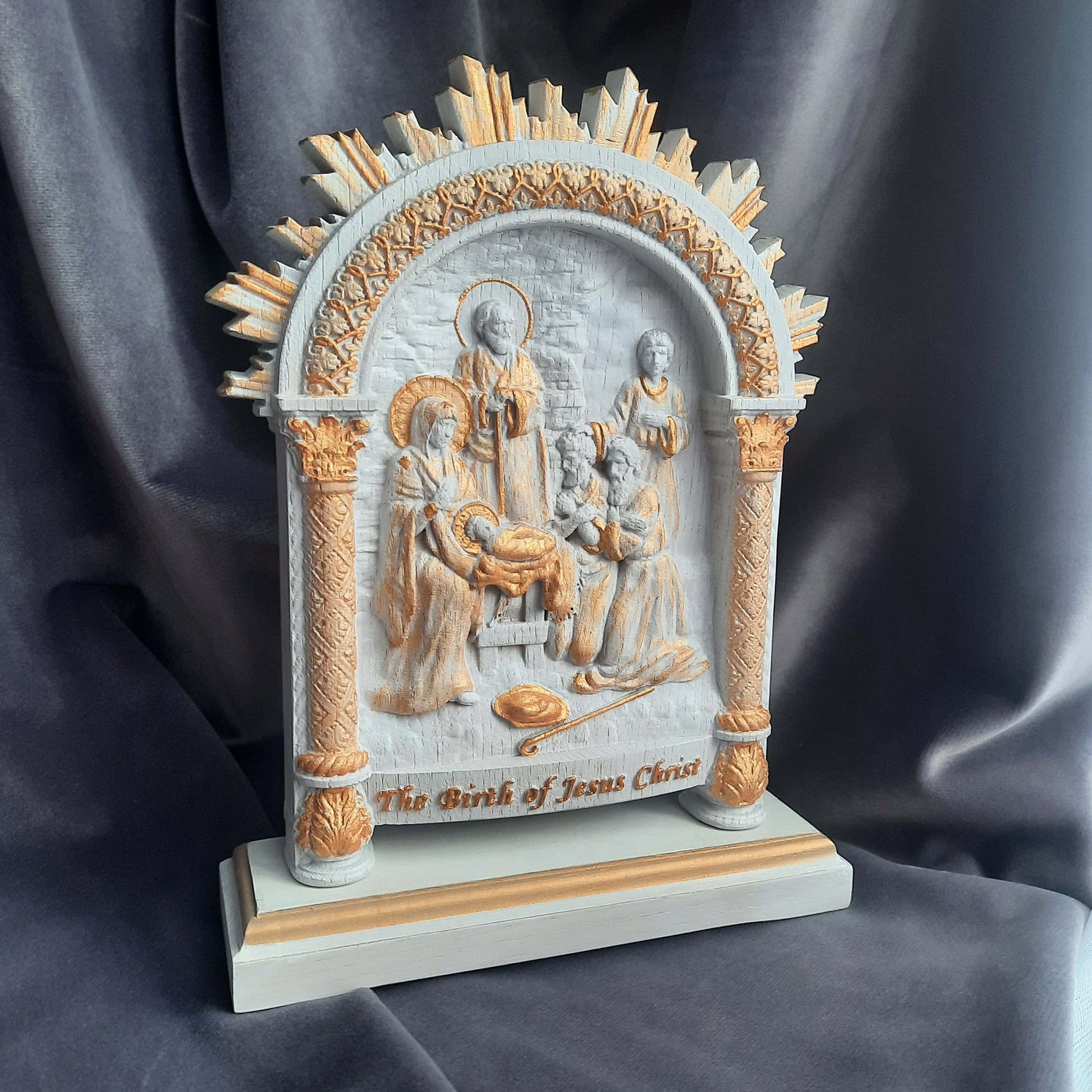 Nativity on the stand - Kozak Work Shop