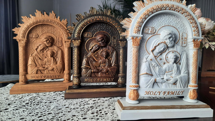 Holy Family on the stand - Kozak Work Shop