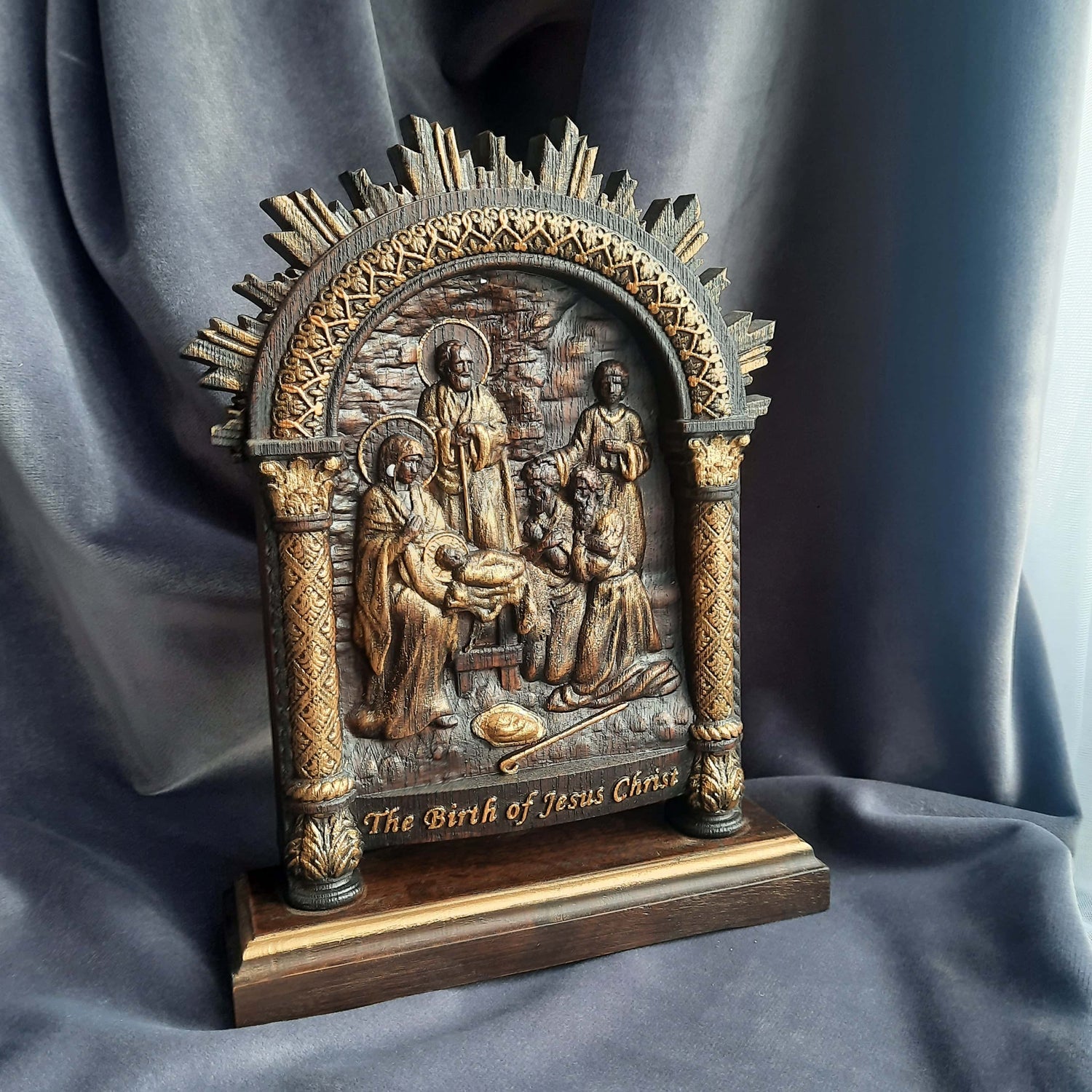 Nativity on the stand - Kozak Work Shop