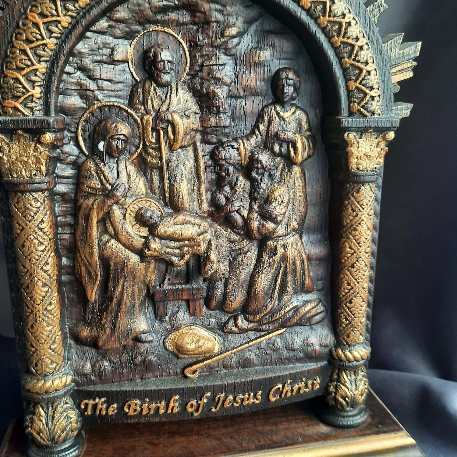 Nativity on the stand - Kozak Work Shop