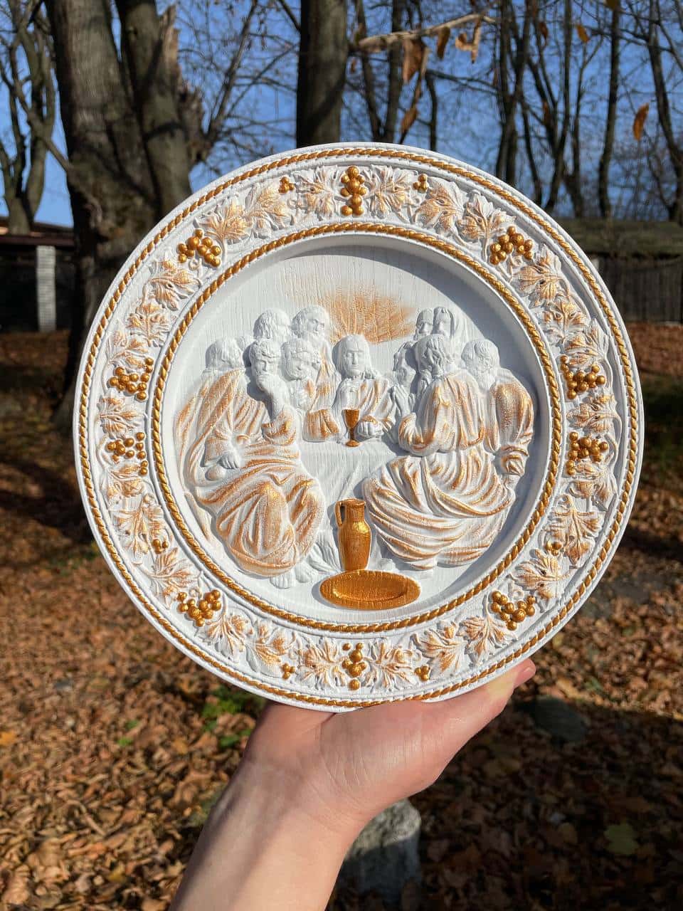 Round Last Supper Wooden Carved Plaque - Kozak Work Shop