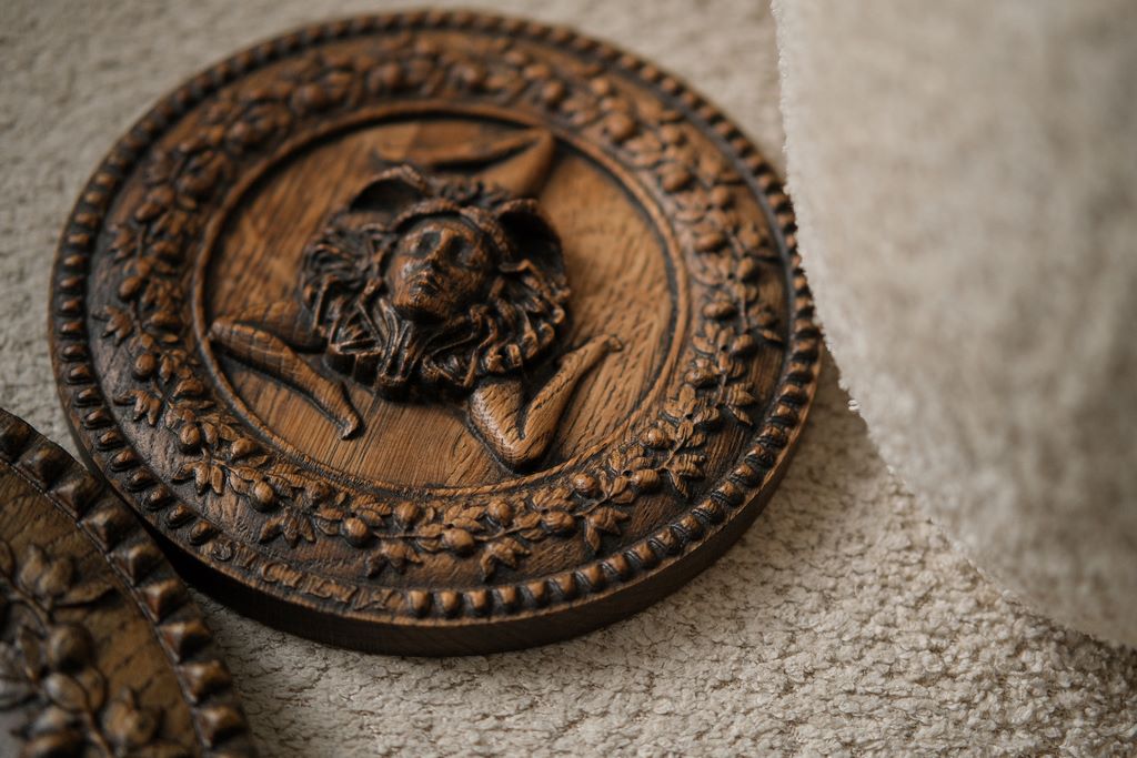 Wooden Carved Sicilian Trinacria Celtic sign - Kozak Work Shop