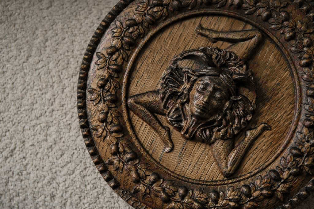 Wooden Carved Sicilian Trinacria Celtic sign - Kozak Work Shop