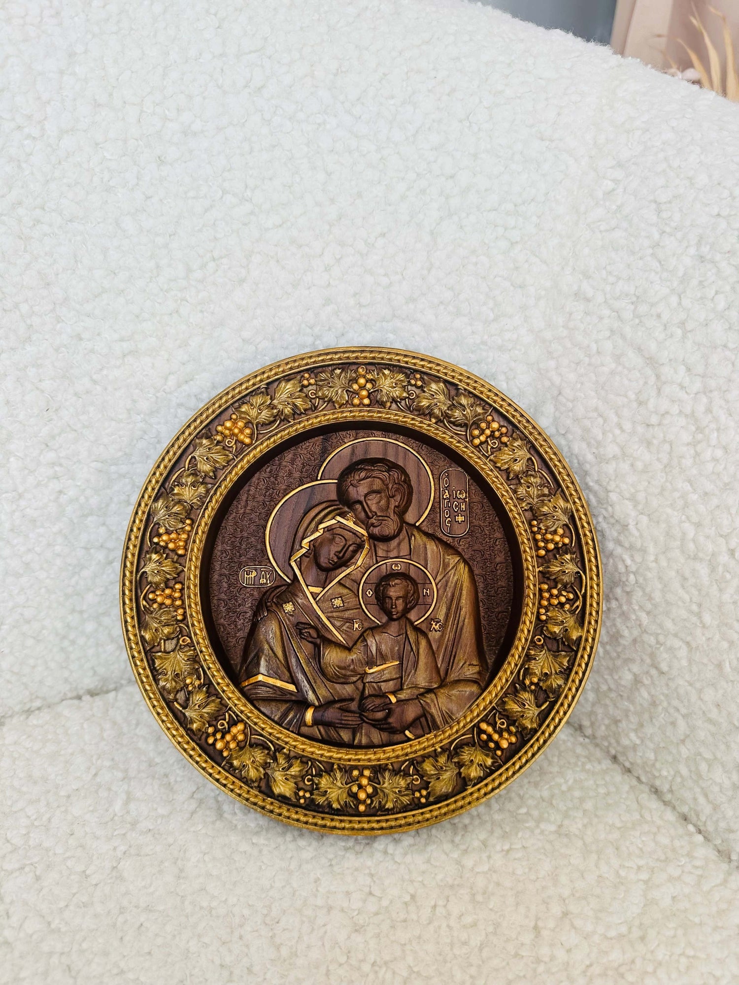 Holy Family round - Kozak Work Shop