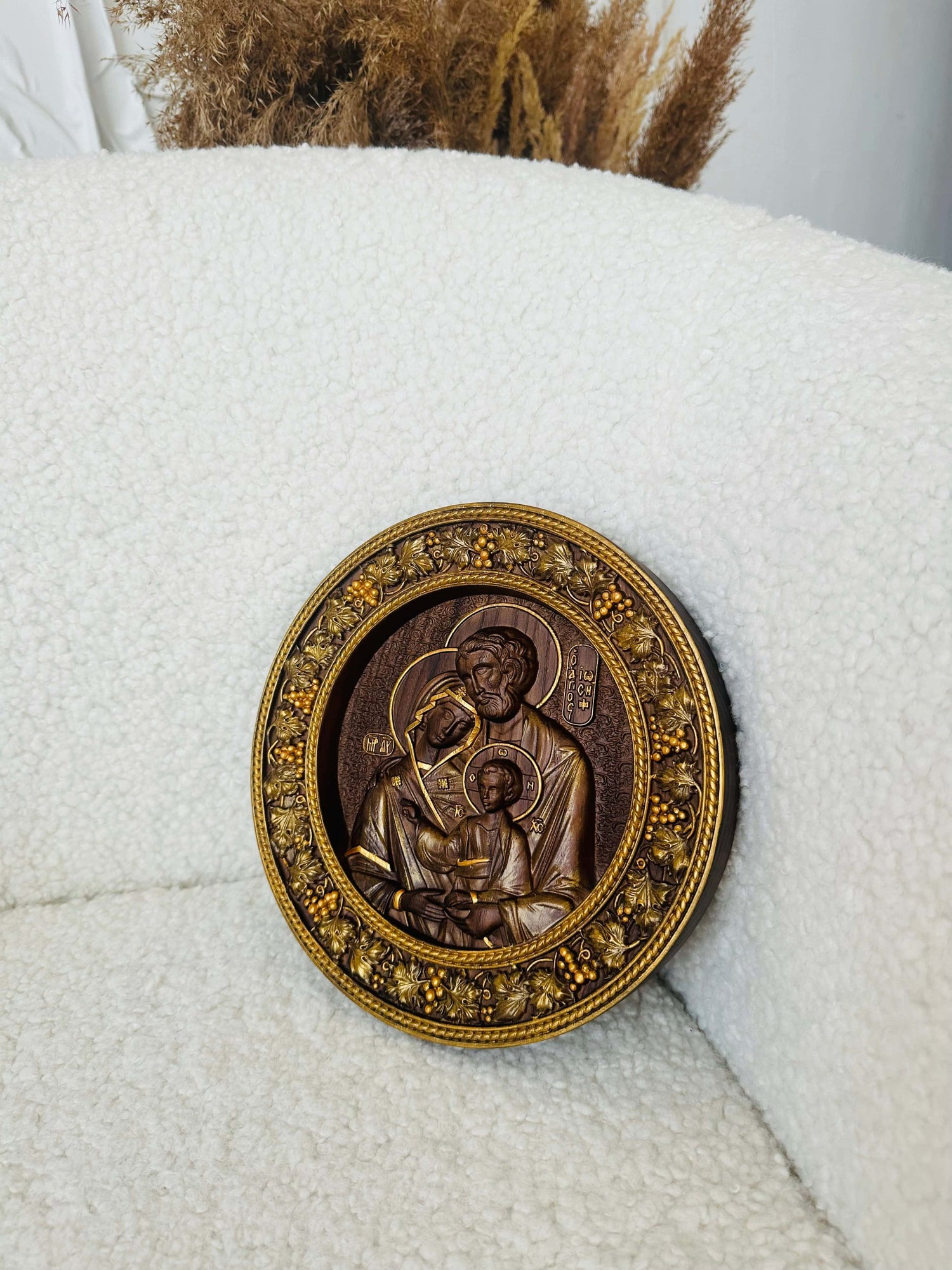 Holy Family round - Kozak Work Shop