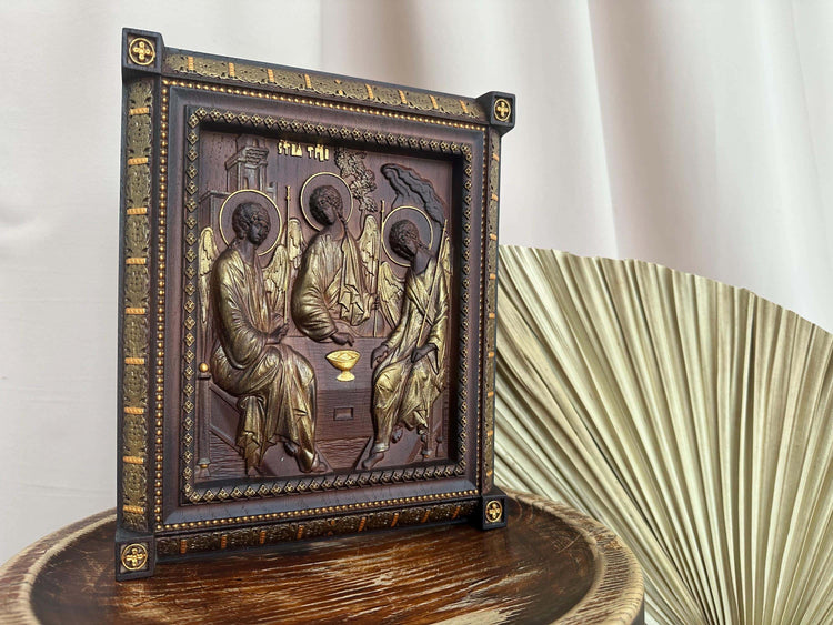 Exquisite Wooden Holy Trinity Icon Decorations for Religious Home Decor and Stunning Gift Ideas