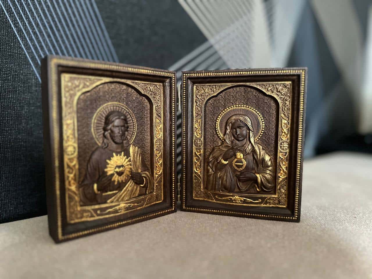 Sacred Heart of Jesus and Immaculate Heart of Mary church folding panel - Kozak Work Shop