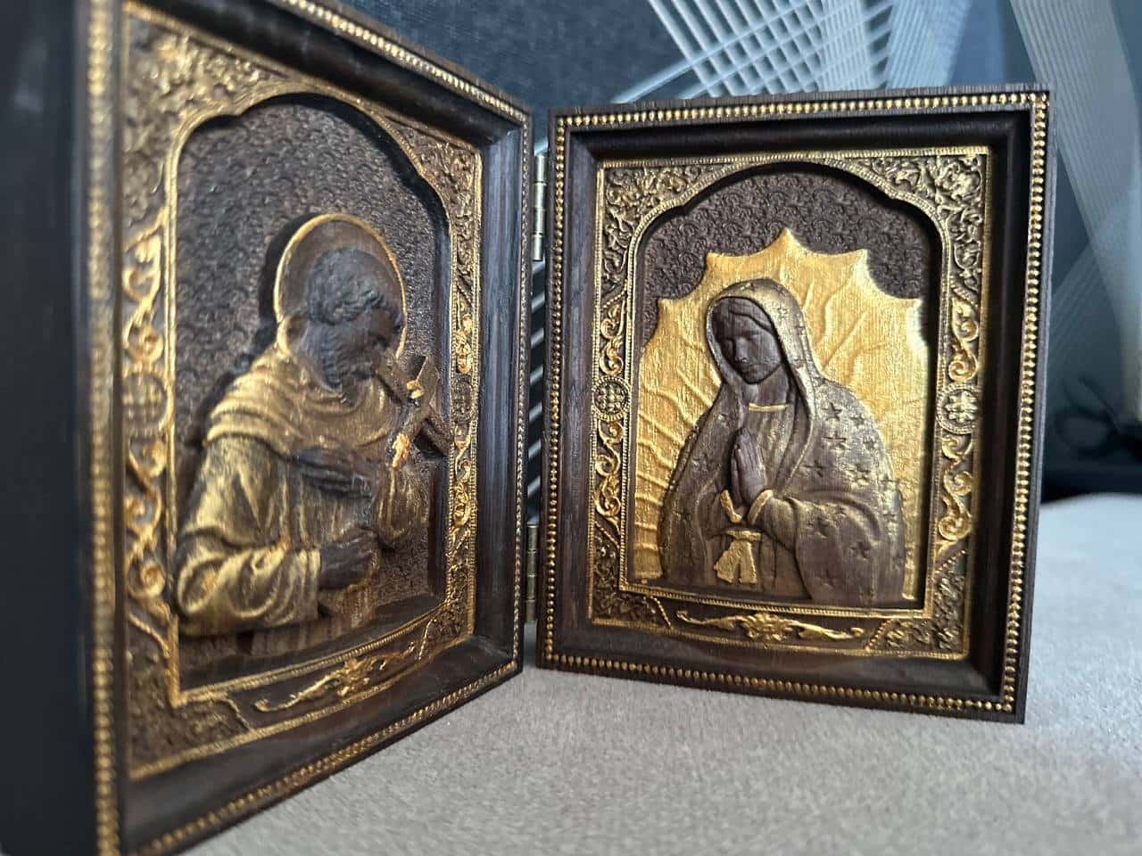St. Francis of Assisi & Our Lady of Guadalupe wooden  folding panel - Kozak Work Shop