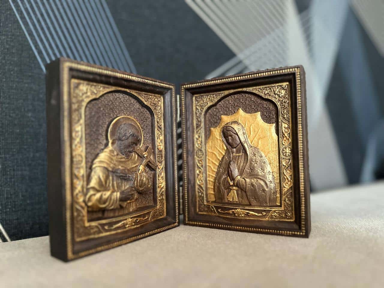 St. Francis of Assisi & Our Lady of Guadalupe wooden  folding panel - Kozak Work Shop
