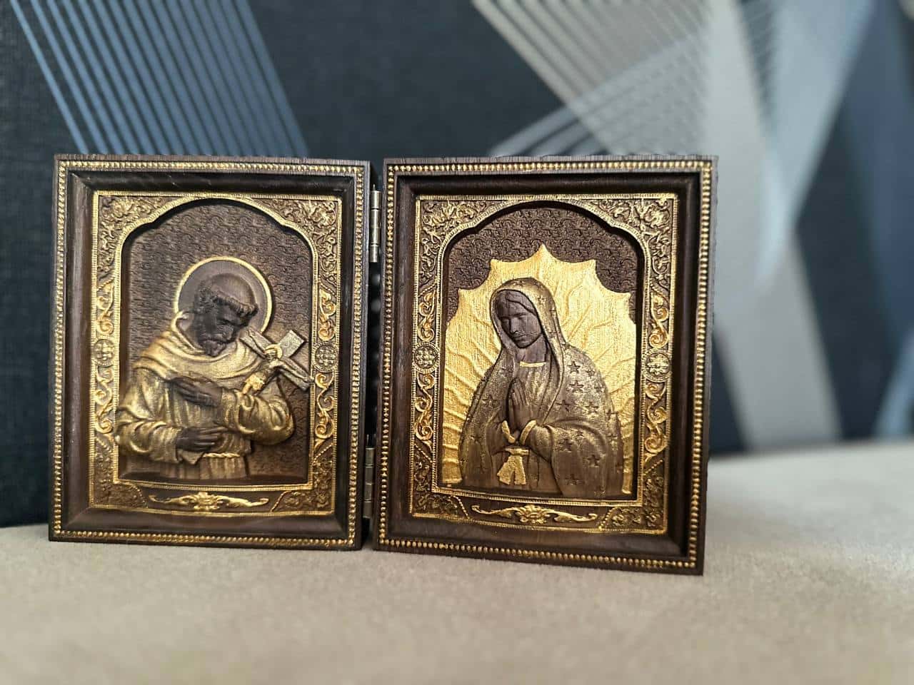 St. Francis of Assisi & Our Lady of Guadalupe wooden  folding panel - Kozak Work Shop