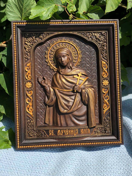 Saint Julia - Kozak Work Shop
