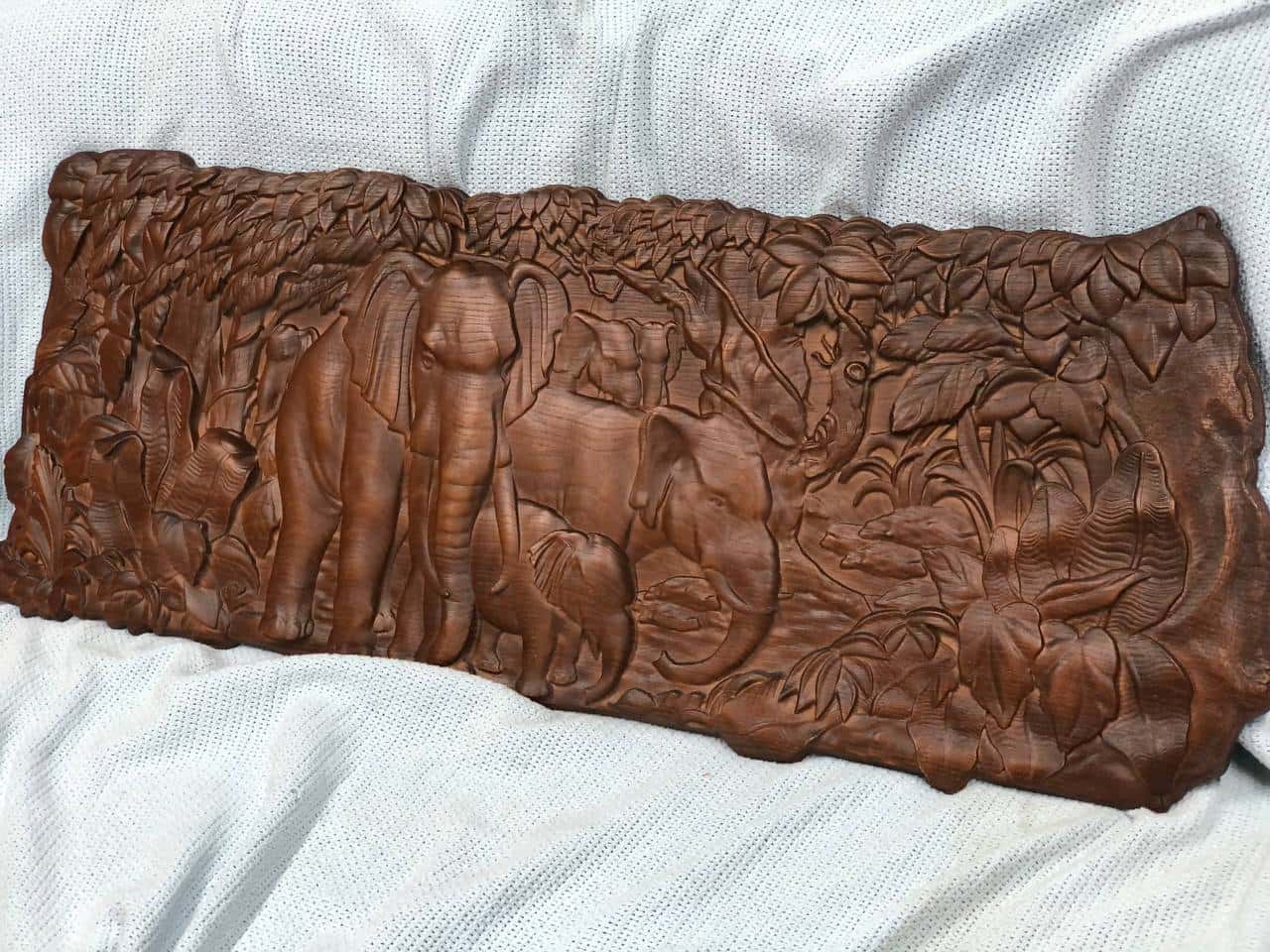 Elephants Wooden Carved Sculpture - Kozak Work Shop