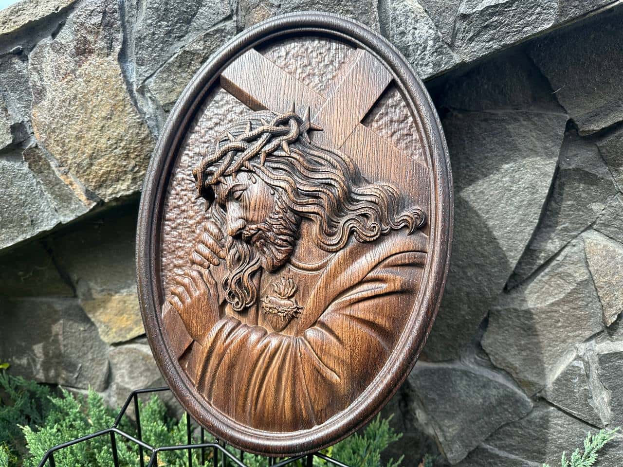 Jesus  wearing the crown of Thorns - Kozak Work Shop