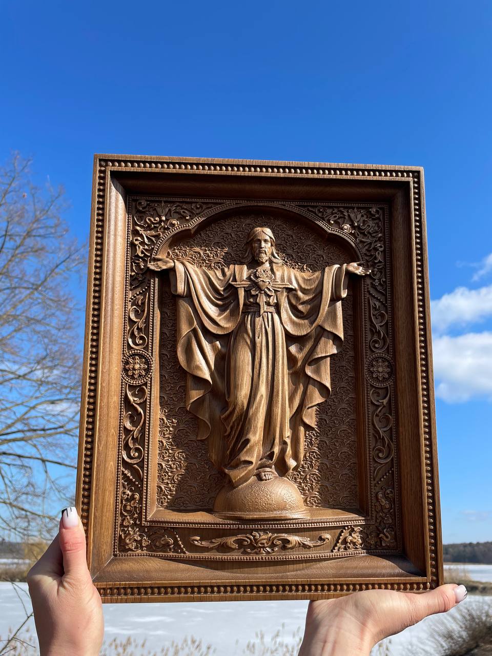 Wooden icon of the Sacred Heart Jesus arms extended - Kozak Work Shop