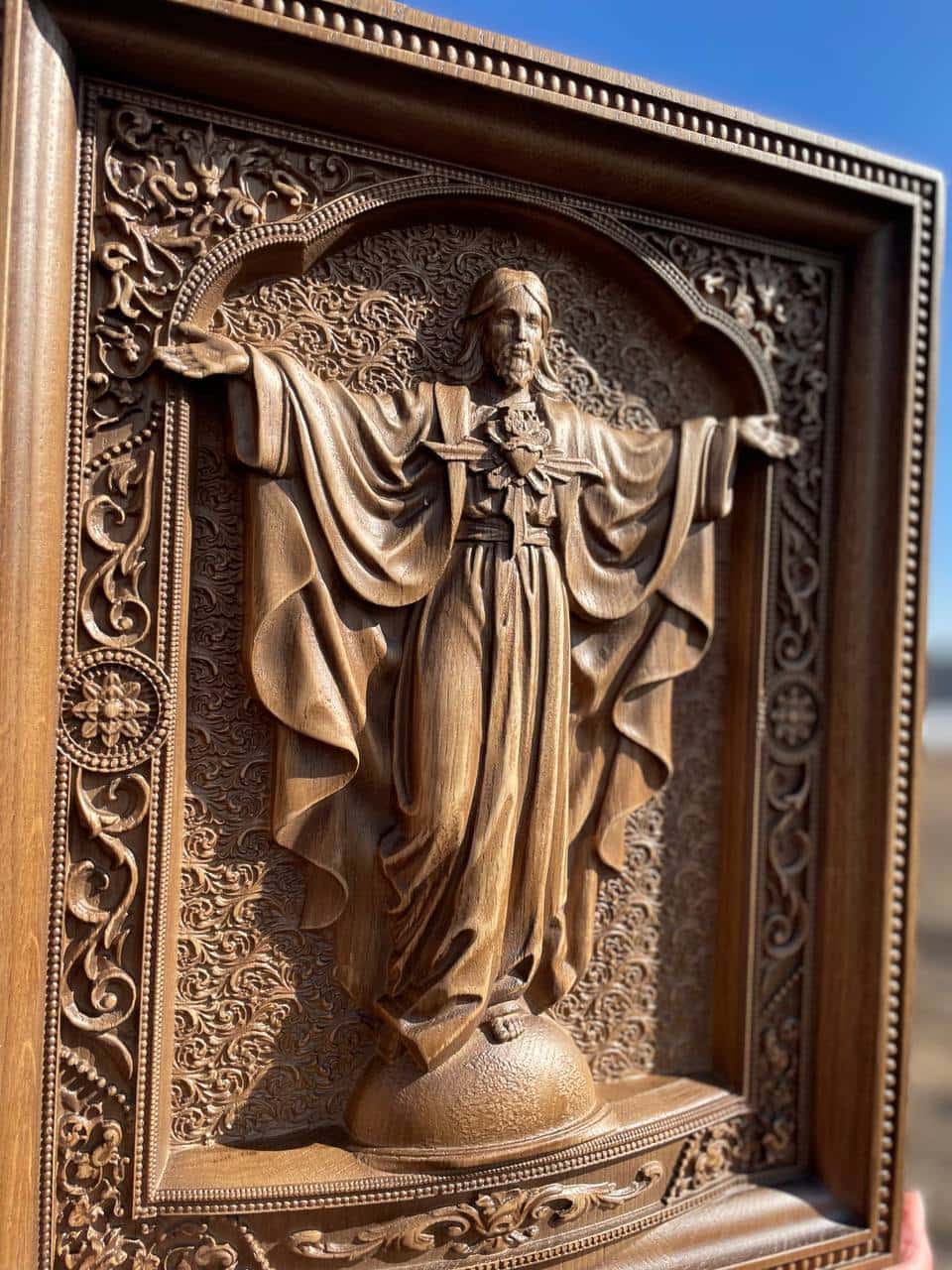 Wooden icon of the Sacred Heart Jesus arms extended - Kozak Work Shop