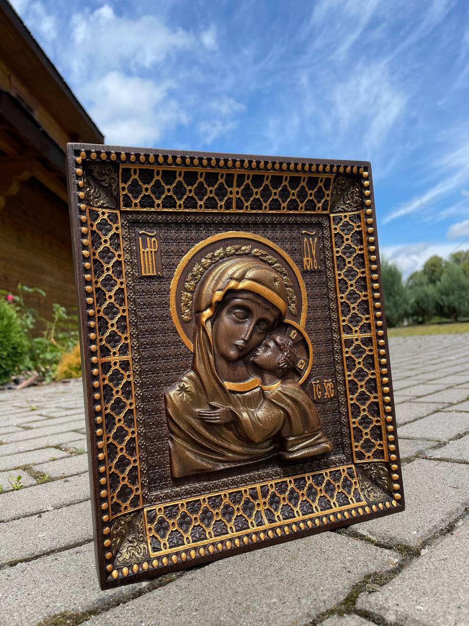 Virgin Mary Image Gothic frame - Kozak Work Shop