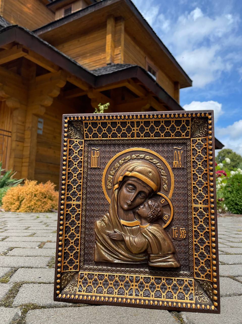 Virgin Mary Image Gothic frame - Kozak Work Shop