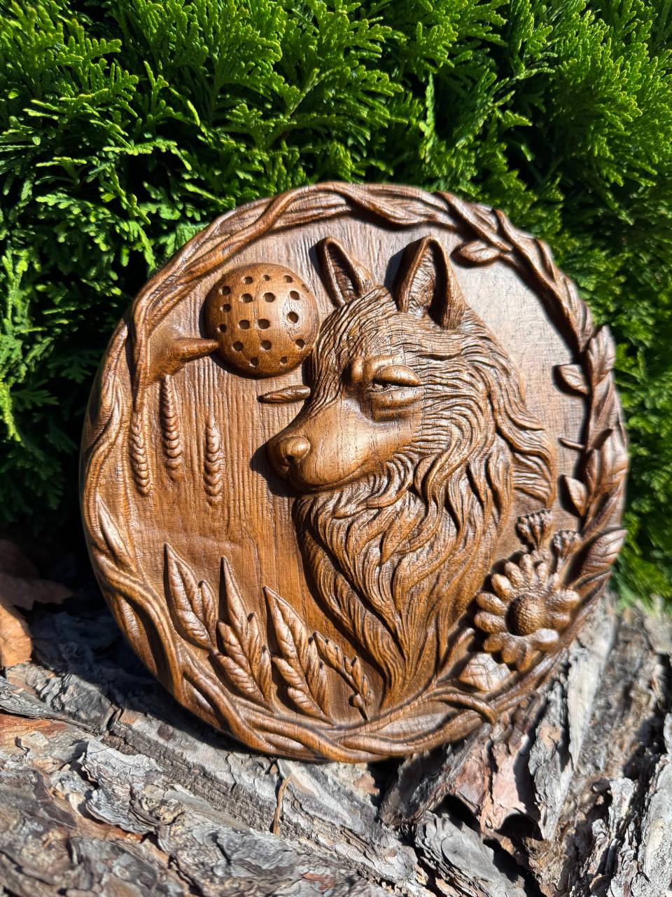 Wolf head handmade gift - Kozak Work Shop