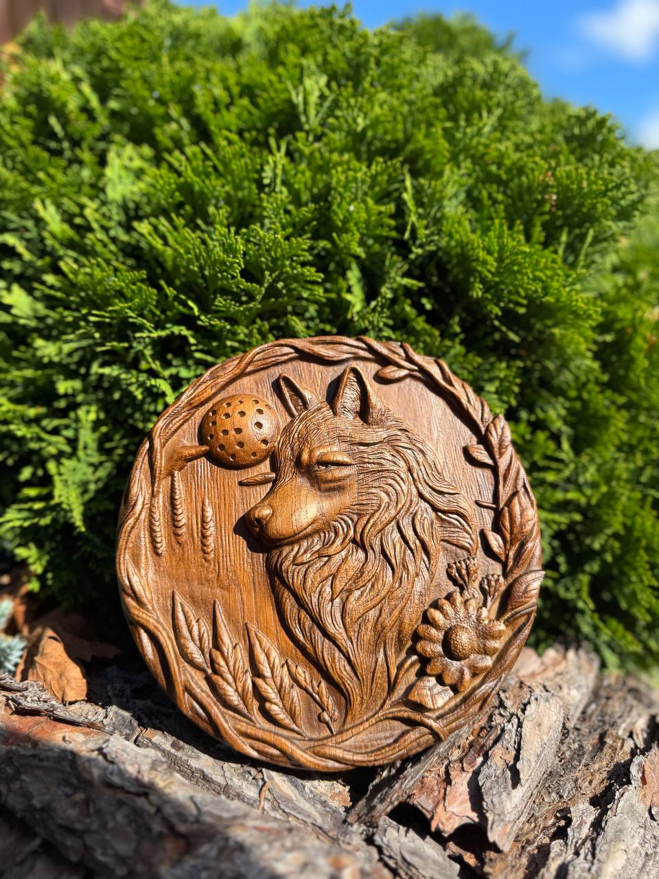 Wolf head handmade gift - Kozak Work Shop