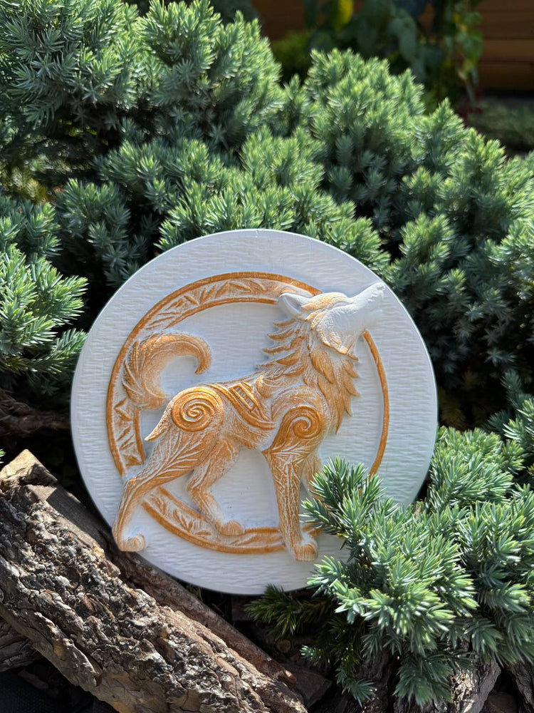 Wolf Wooden Wall Plaque - Kozak Work Shop