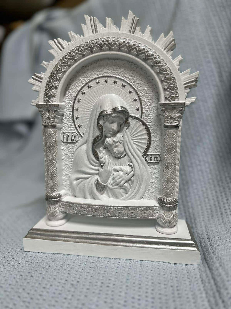 Virgin Mary on the stand - Kozak Work Shop