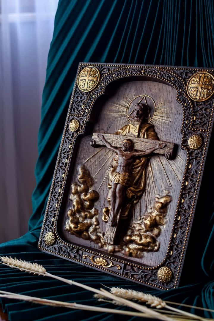 Our Lord Jesus on the cross Easter wall plaque - Kozak Work Shop