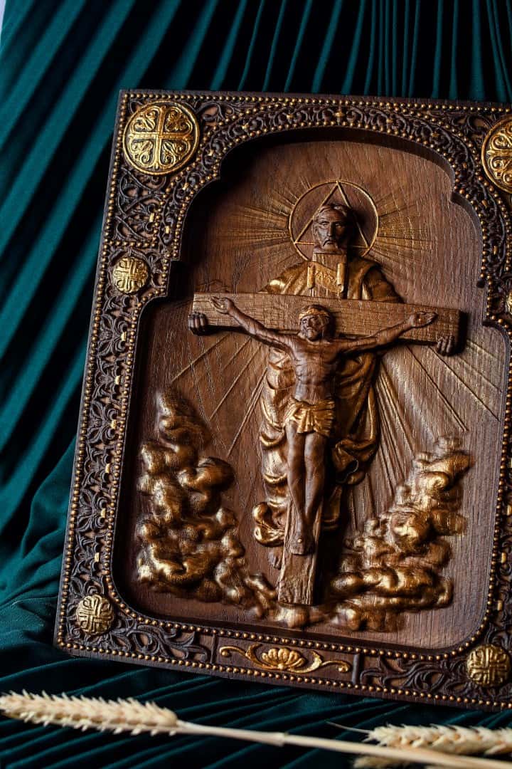 Our Lord Jesus on the cross Easter wall plaque - Kozak Work Shop