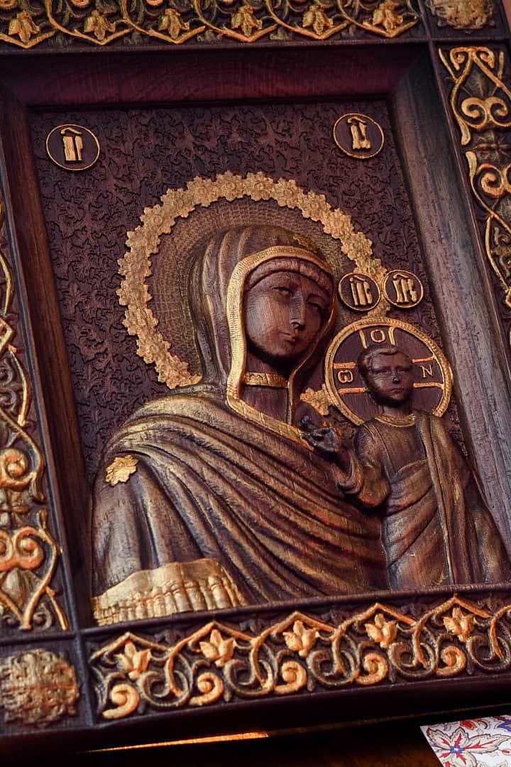 Virgin Mary with Baby Jesus - Kozak Work Shop