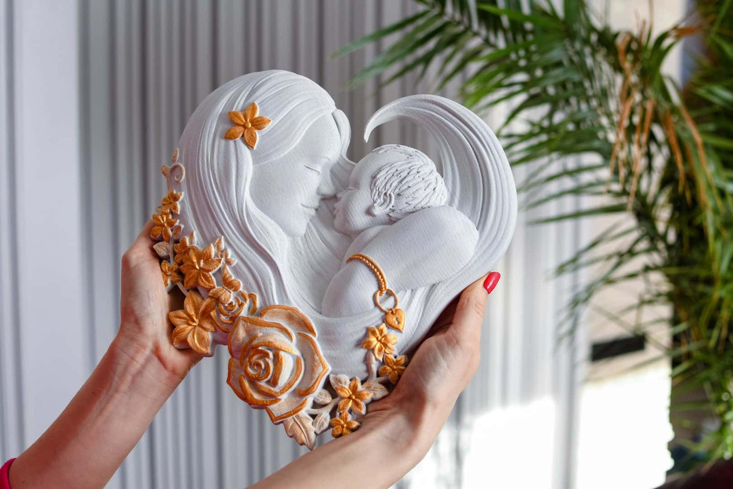Mother with her child - Kozak Work Shop