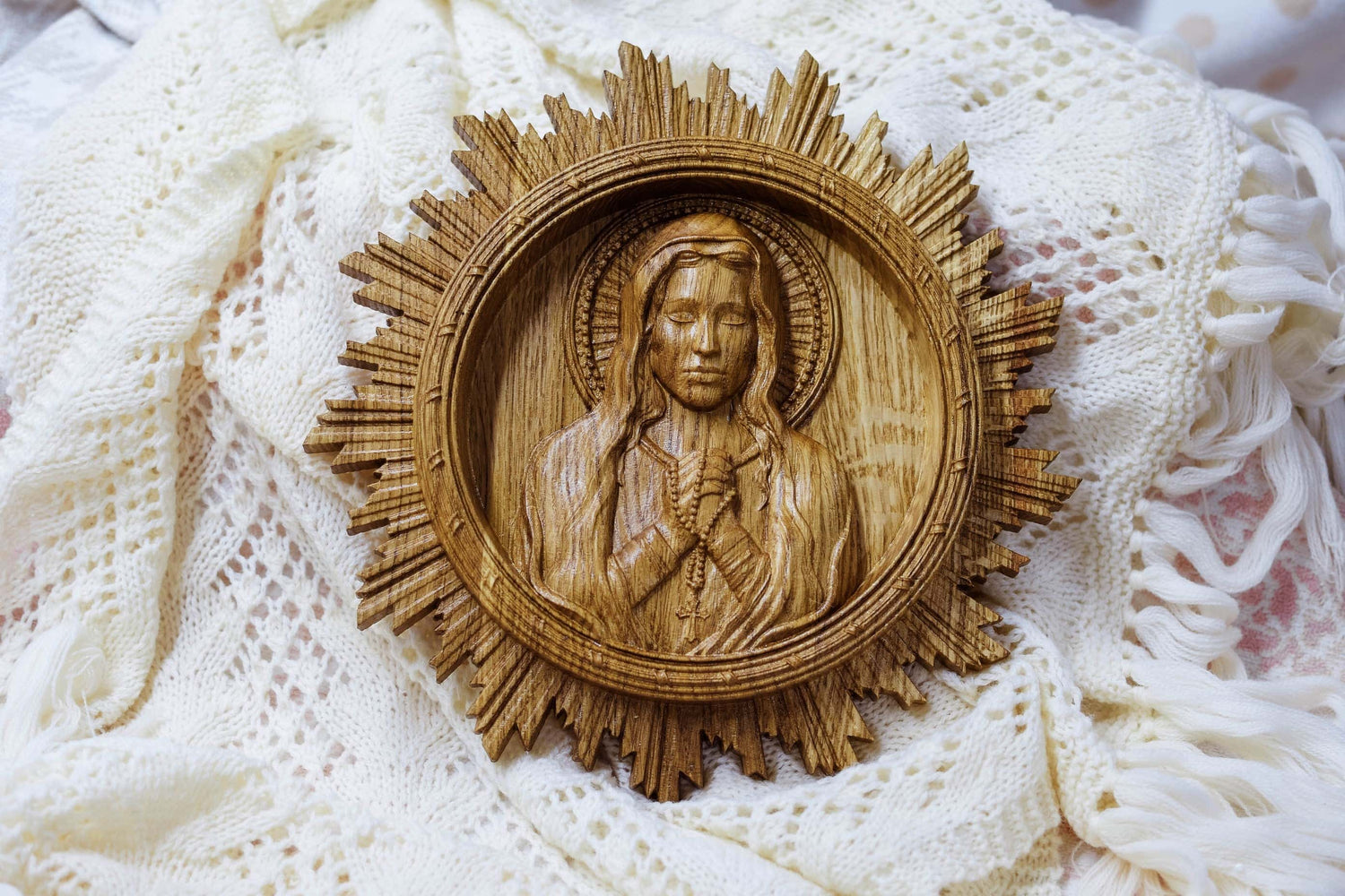 Virgin Mary with shinning - Kozak Work Shop