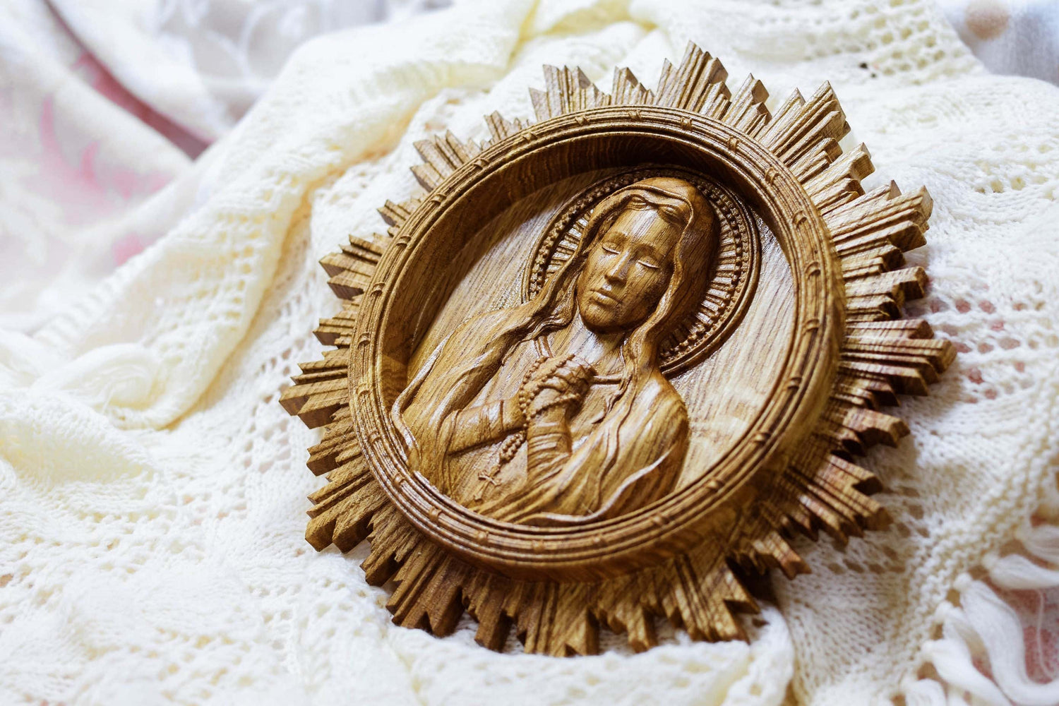 Virgin Mary with shinning - Kozak Work Shop