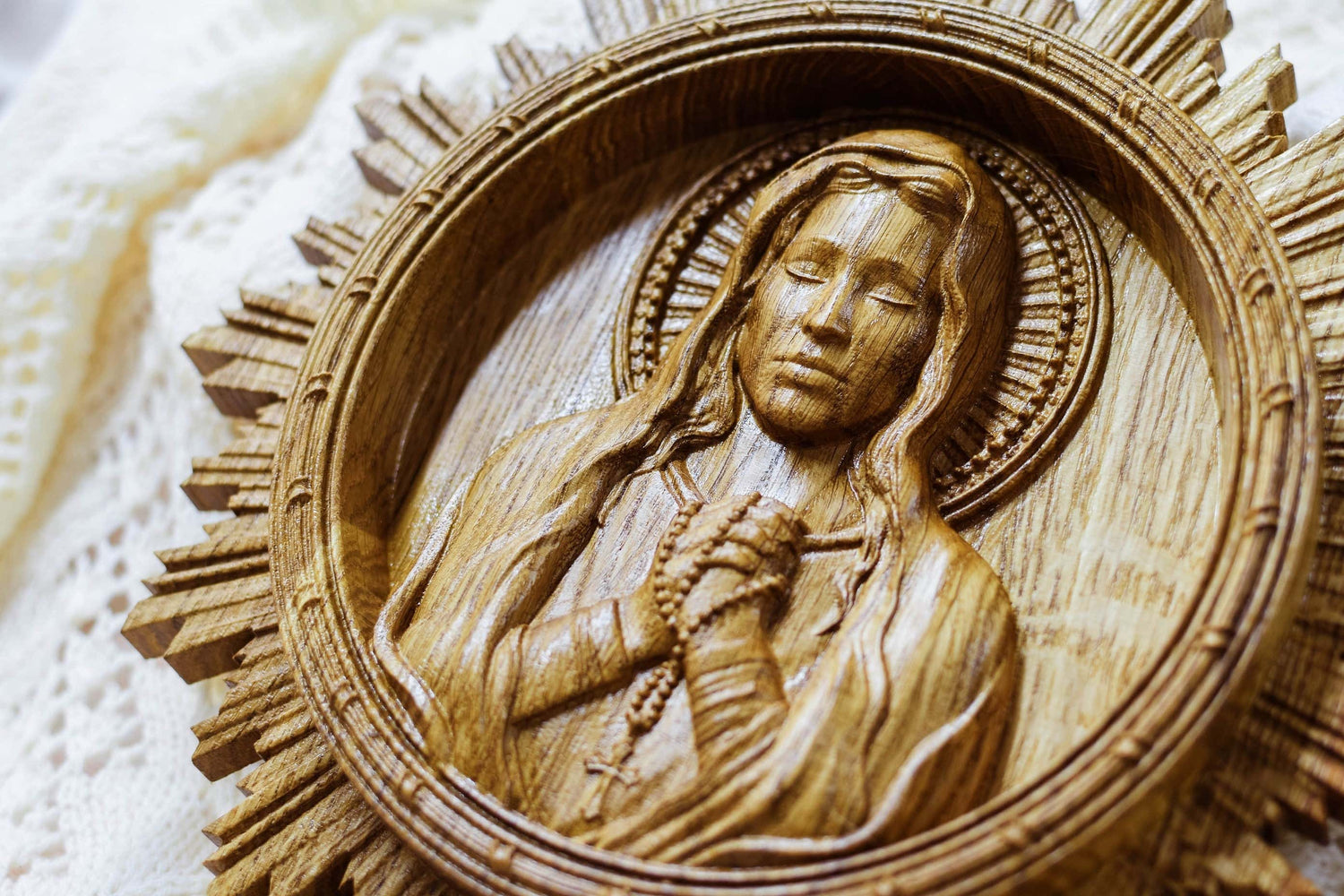 Virgin Mary with shinning - Kozak Work Shop