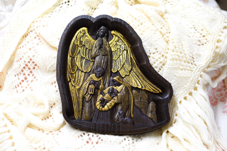 Angel Protecting Family