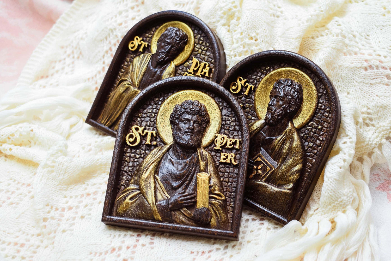 Handcarved Set of 12 Apostles – Catholic Wood Art & Christian Gift - Kozak Work Shop