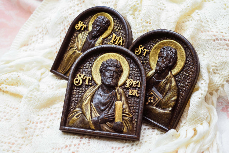 Handcarved Set of 12 Apostles – Catholic Wood Art & Christian Gift - Kozak Work Shop