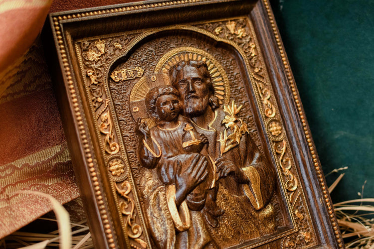 Saint Joseph with Baby Jesus Modern - Kozak Work Shop