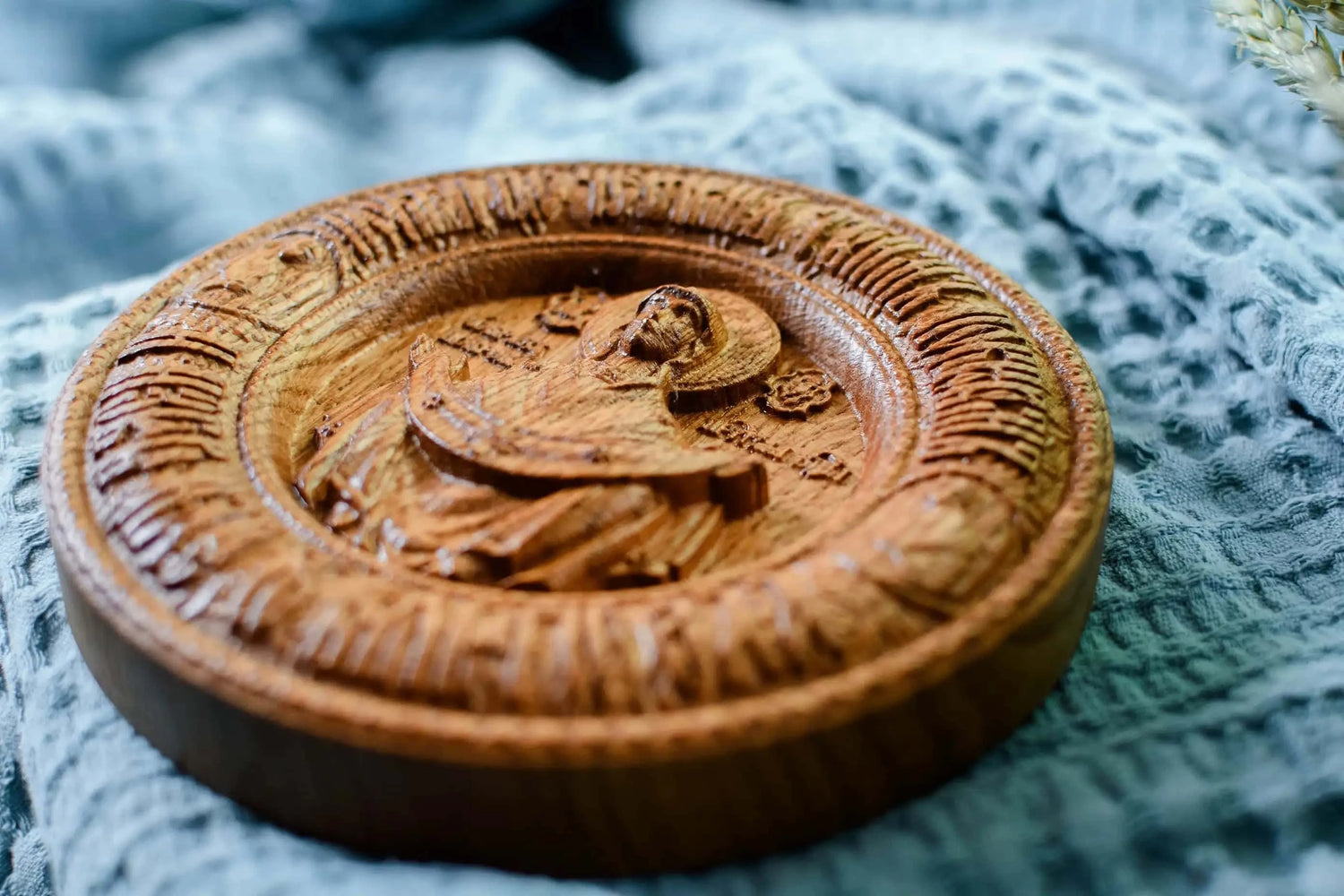 Virgin Mary of Pokrov round icon - Kozak Work Shop