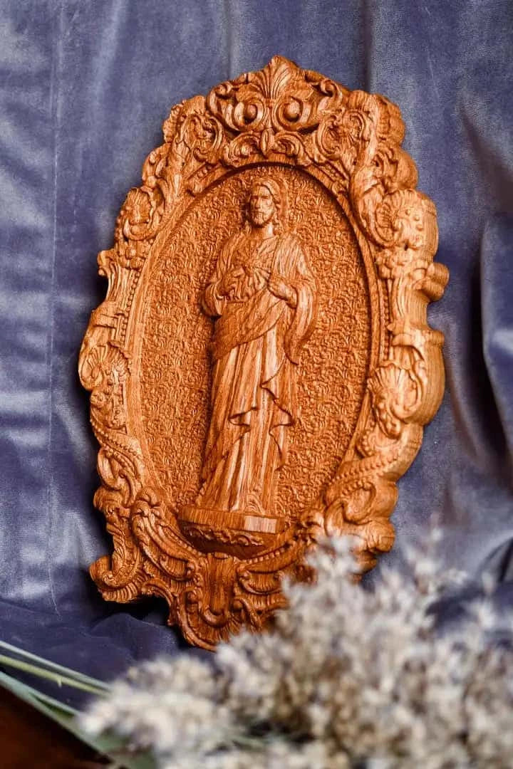Sacred Heart of Jesus Statuary Wooden Sculpture - Kozak Work Shop