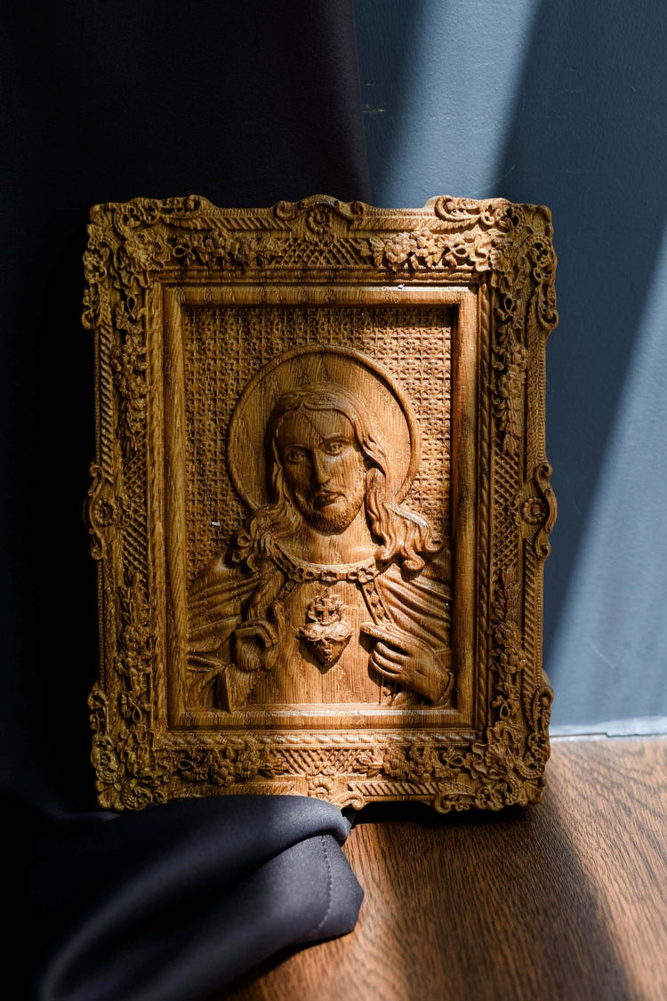 Sacred Heart of Jesus Wooden Image Floral Design - Kozak Work Shop