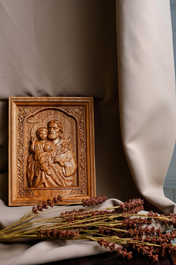 Saint Joseph with Baby Jesus Modern - Kozak Work Shop