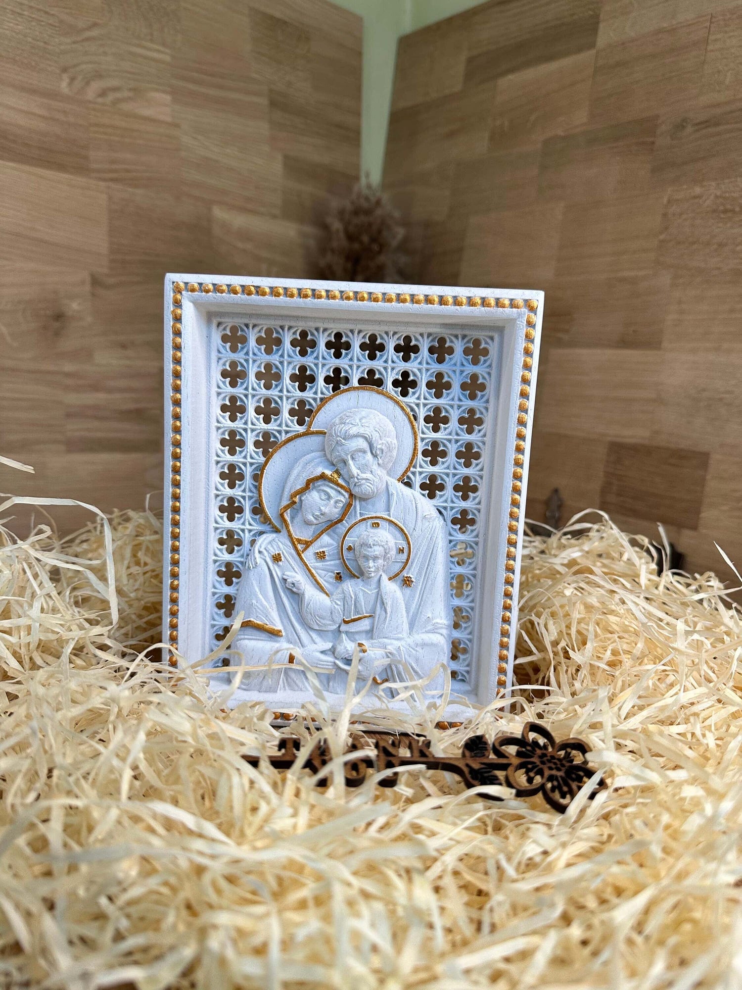 Holy Family Wooden carved statuary Natural wood Christian christmas home decor set - 6x7 inches