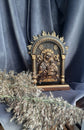 Our Lady of Perpetual Help on the stand