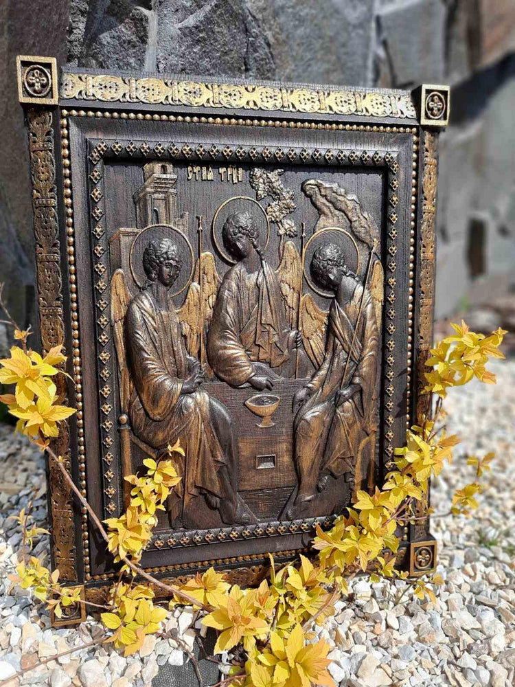 Exquisite Wooden Holy Trinity Icon Decorations for Religious Home Decor and Stunning Gift Ideas