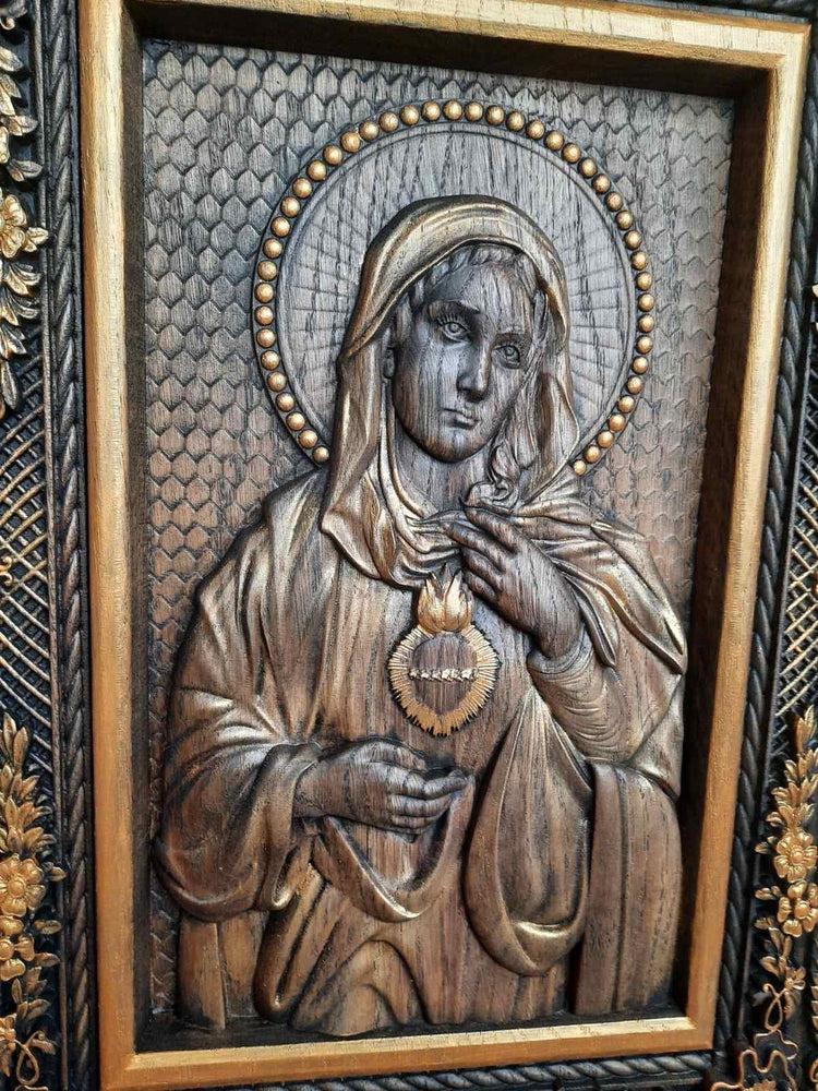 Immaculate Heart of Mary Wooden image Floral design