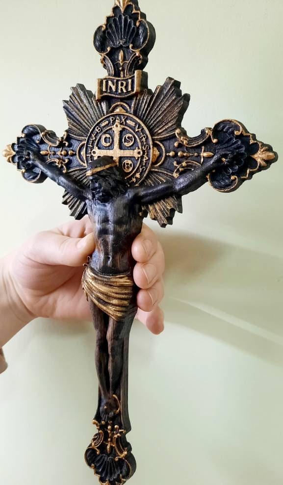 Wall Wooden Carved Jesus Crucifix 24989