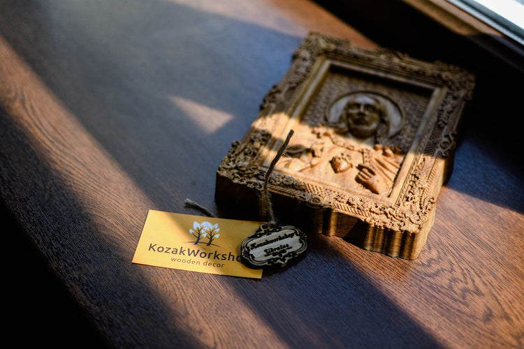 Sacred Heart of Jesus Wooden Image Floral Design