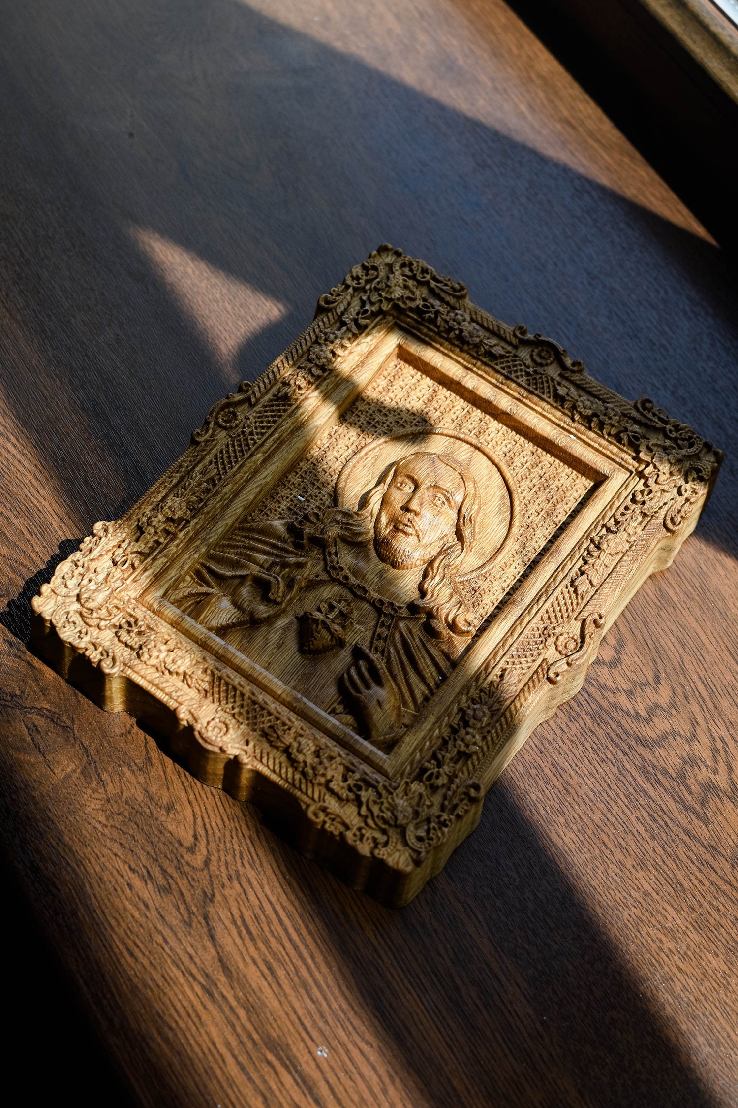 Sacred Heart of Jesus Wooden Image Floral Design