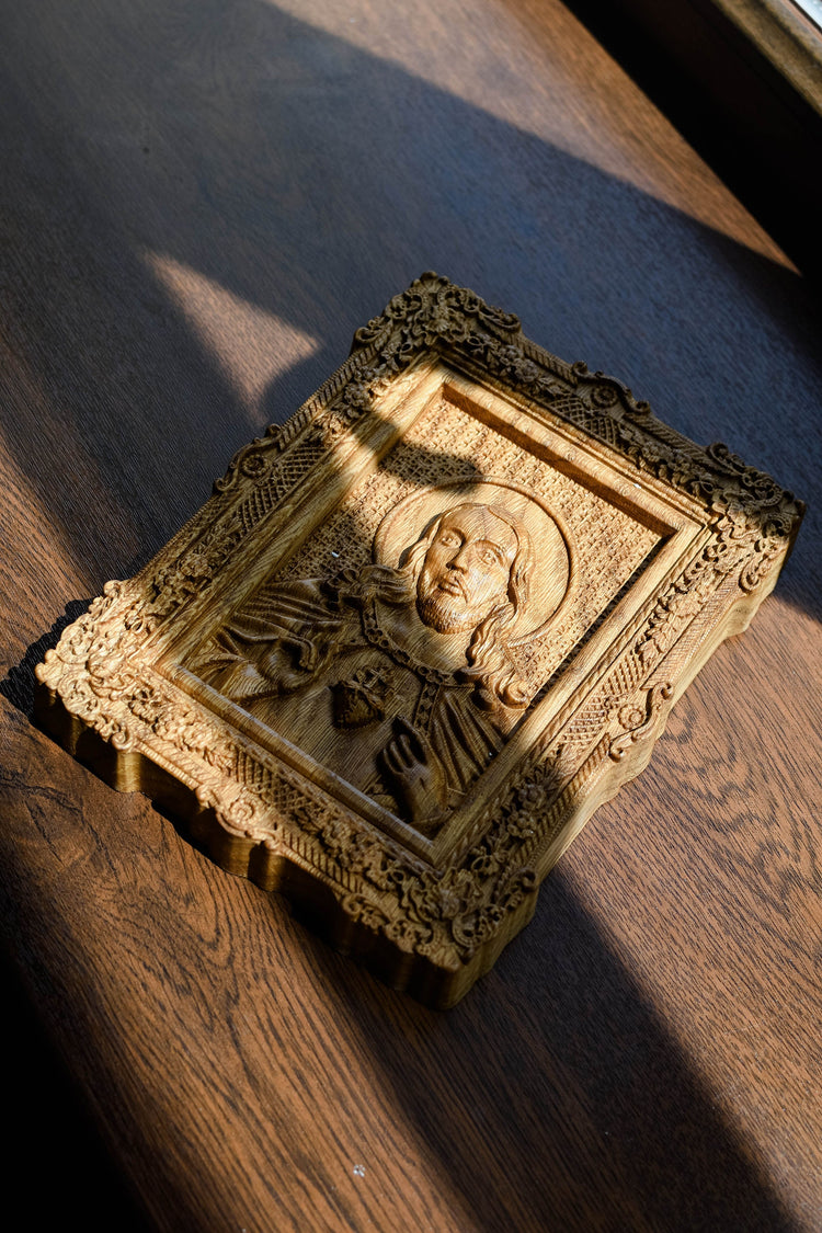 Sacred Heart of Jesus Wooden Image Floral Design