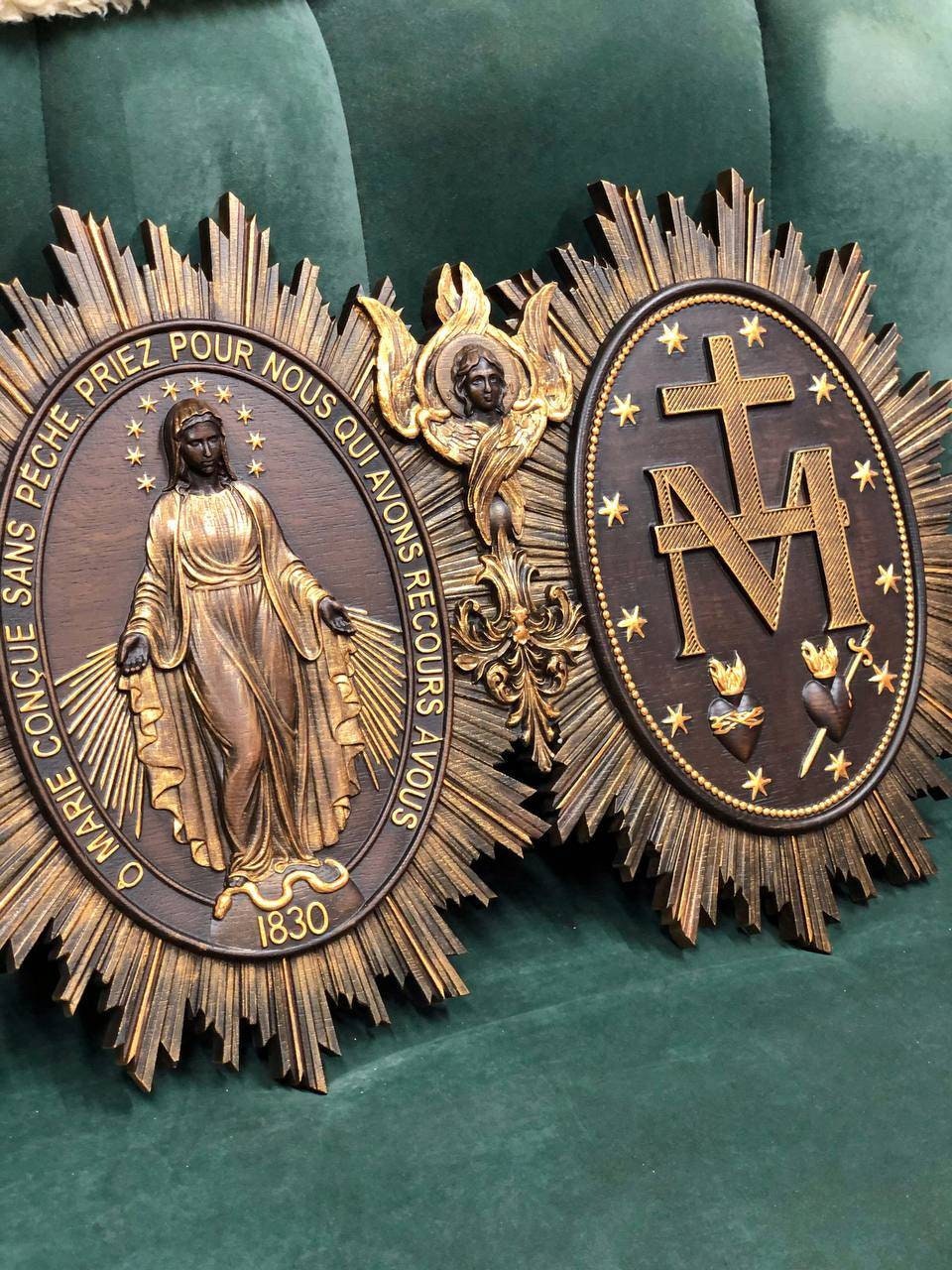 Medalla Milagrosa Wooden Image